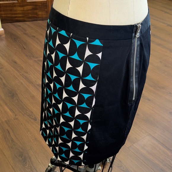 Worthington Geometric Black and Blue Women's Skirt - Picture 4 of 7